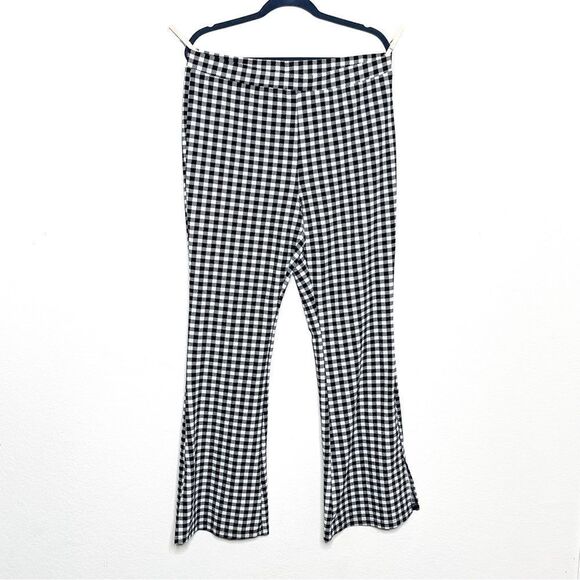 Shein Curve Black & White Gingham Print Flared Pants Size 2XL - Picture 1 of 6